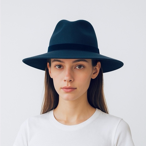 Yosuzi beautiful navy fedora